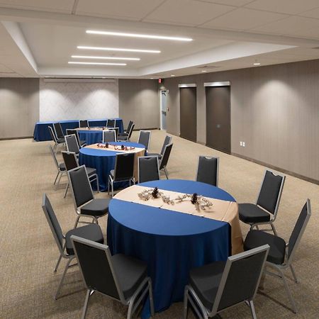 Springhill Suites By Marriott Tampa Suncoast Parkway Ленд-О-Лейкс Экстерьер фото